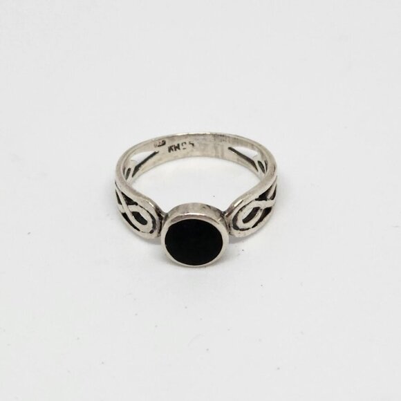 Sterling Silver Ring Braided Pattern w/ Round Black Stone 925 Hallmarked Onyx? - Picture 1 of 7